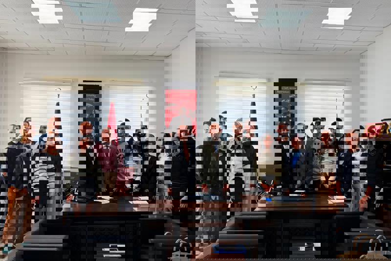 Fakültemiz Öğrenci Toplulukları ve Alanya Gençlik Merkezi ile projeler hakkında toplantı yapıldı.