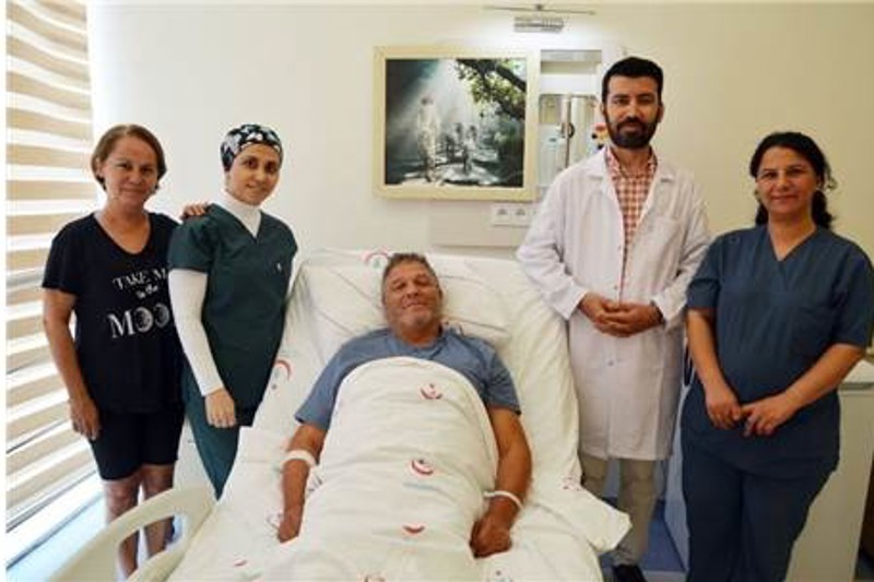 Dr. Öğr Üyesi Yılmaz GÜLER’den Başarılı Bir Ameliyat Daha